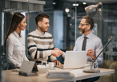 Why You Should Hire a Mortgage Broker in UAE